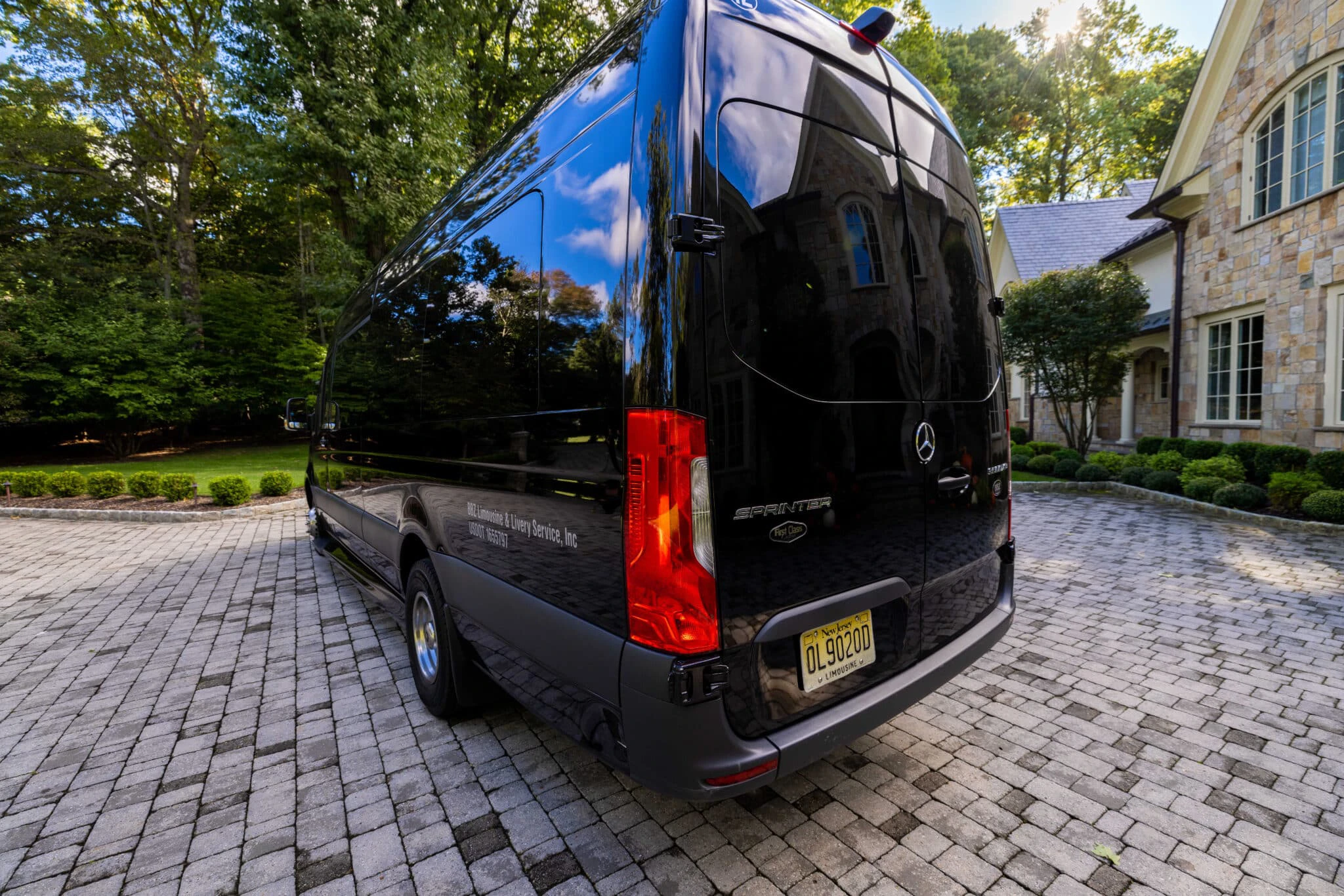 Black-Sprinter-3-scaled