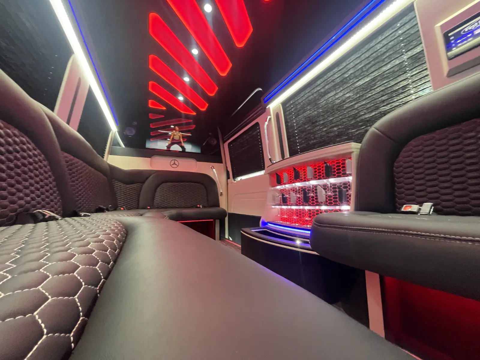 NJ-Sprinter-Limo-White-11-copy (1)